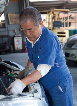 森山モータース