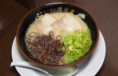 清水屋のラーメン