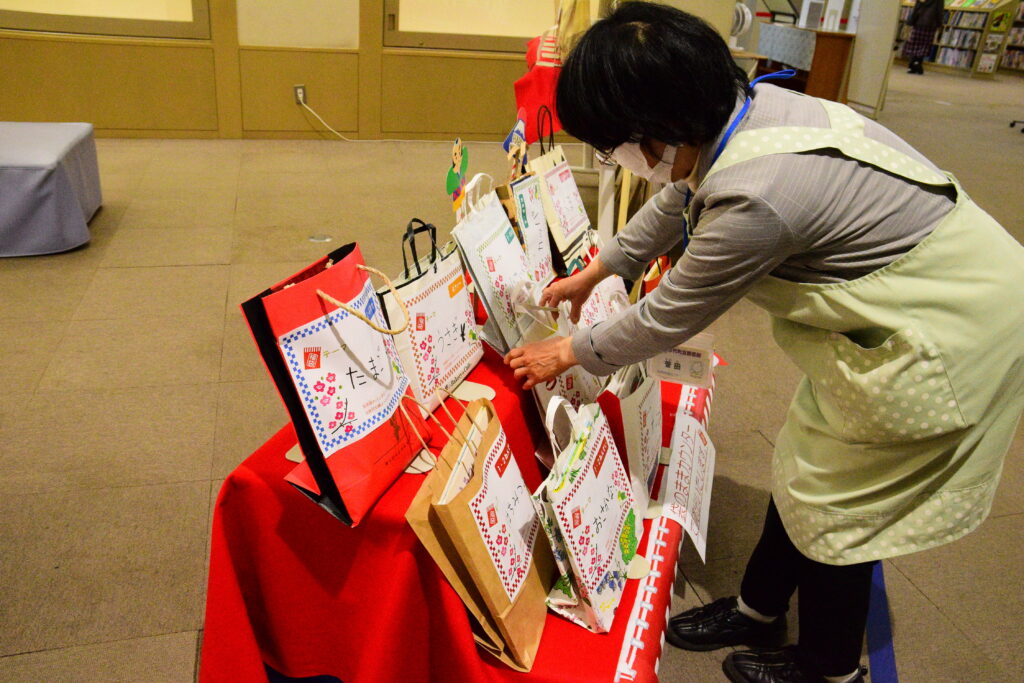 きめ細かな対応の司書さん